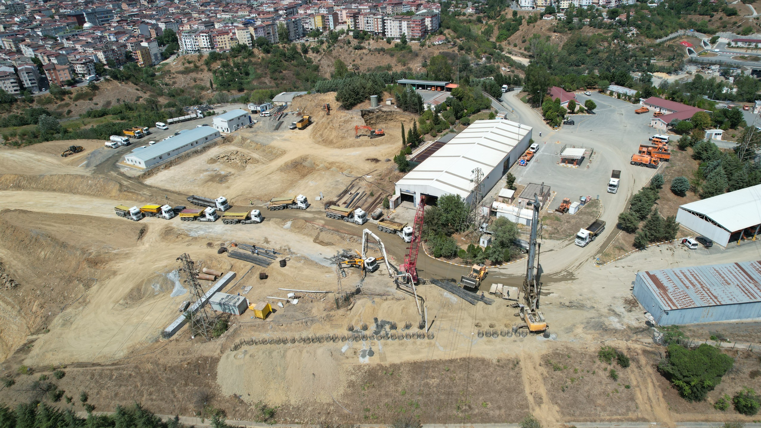 TEM Otoyolu Gaziosmanpaşa Kavşak Kolları ile Bakım İşletme Şefliği Giriş Çıkış Yollarının Yeniden Teşkili ve Tuz Deposu Yeniden Yapımı İşi